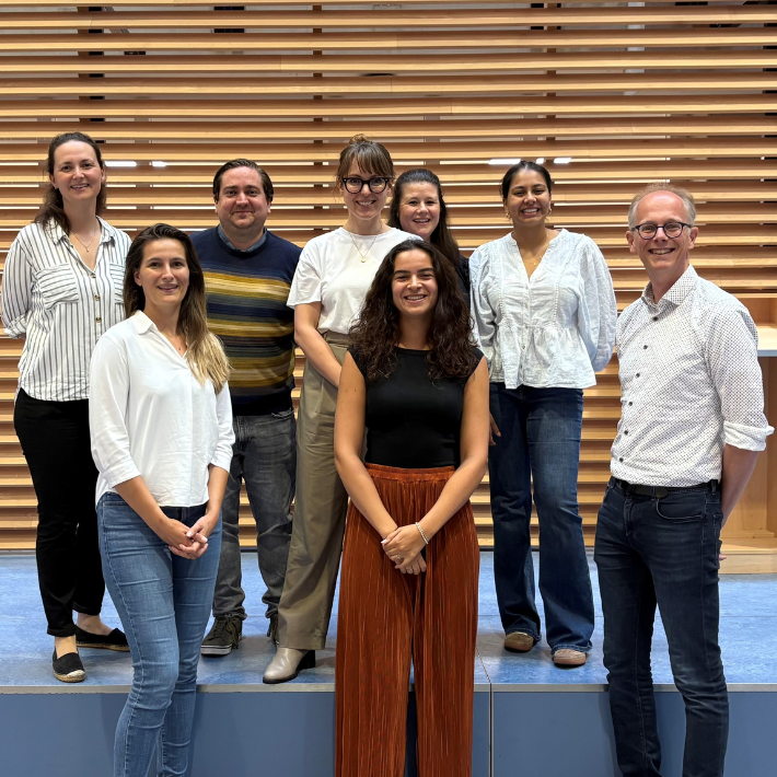 Groepsfoto betrokken medewerkers medicijnonderzoek Katwijkse ziekte